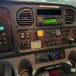 2011 Freightliner M2-106 T/A 24′ Deck Truck full